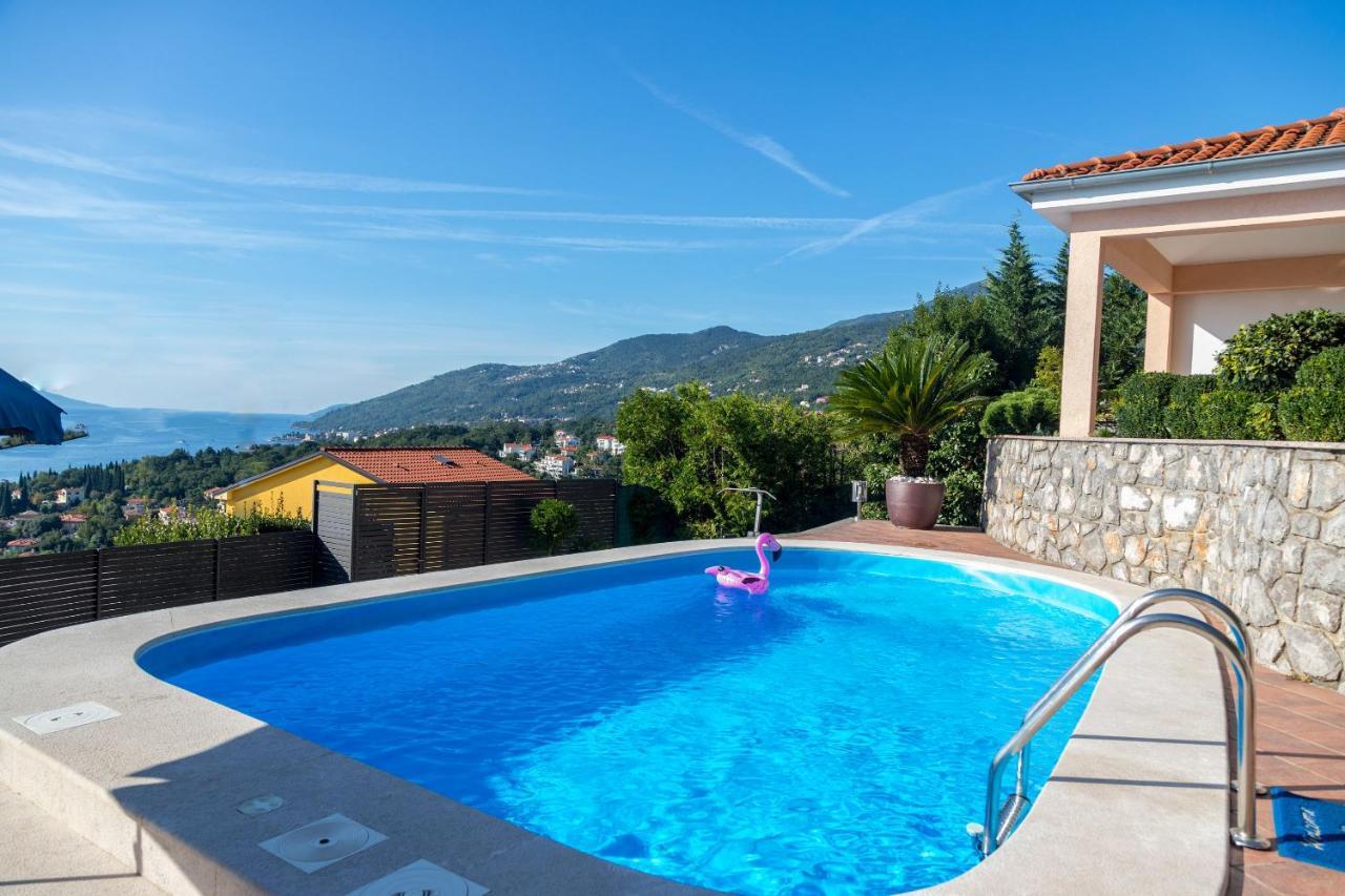 Apartments Villa Adore Ičići 外观 照片
