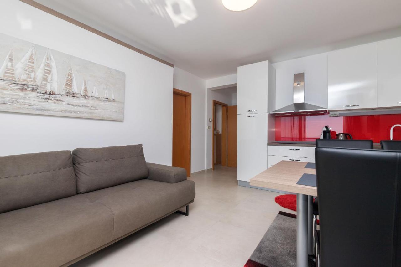 Apartments Villa Adore Ičići 外观 照片
