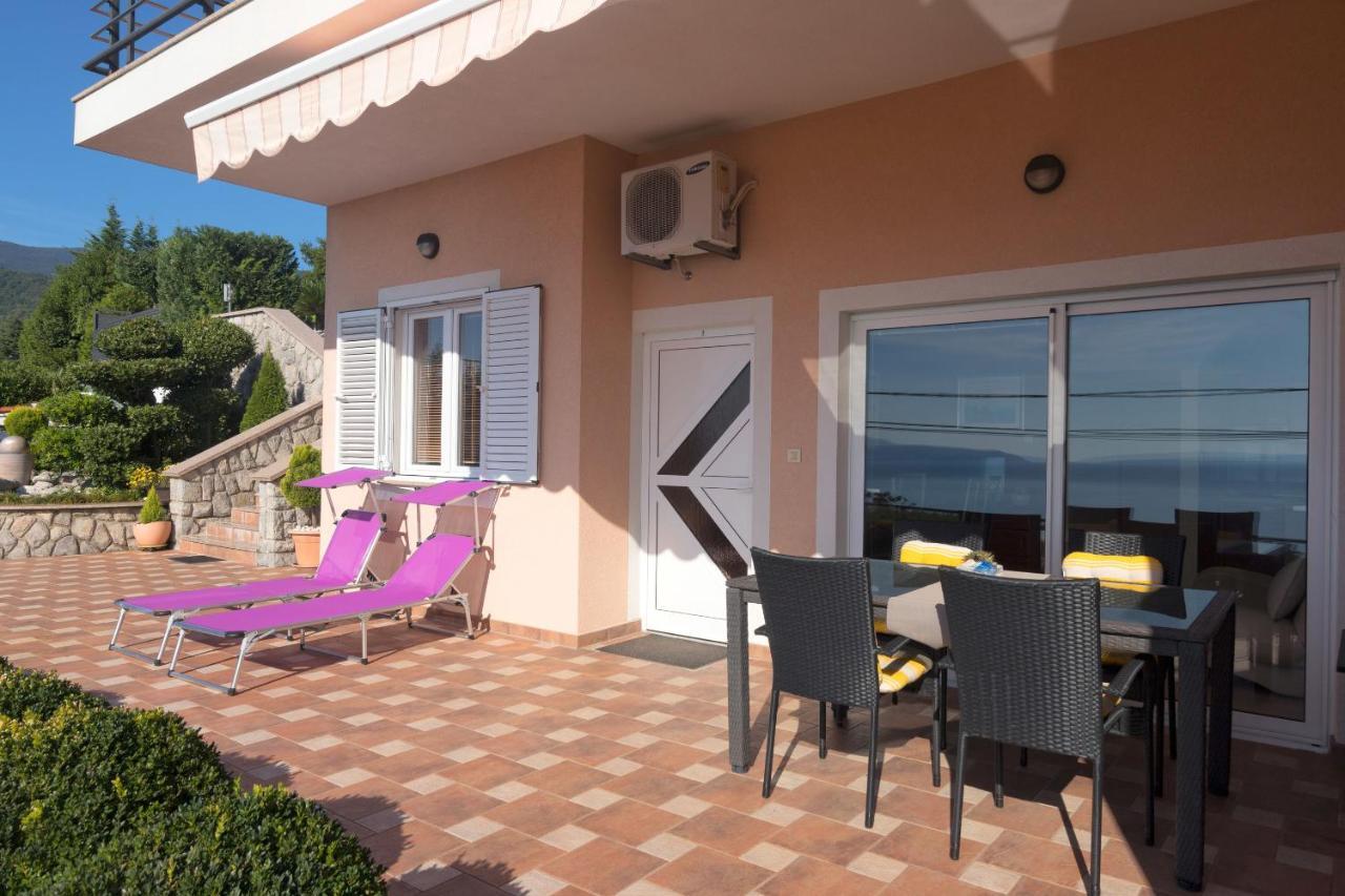 Apartments Villa Adore Ičići 外观 照片