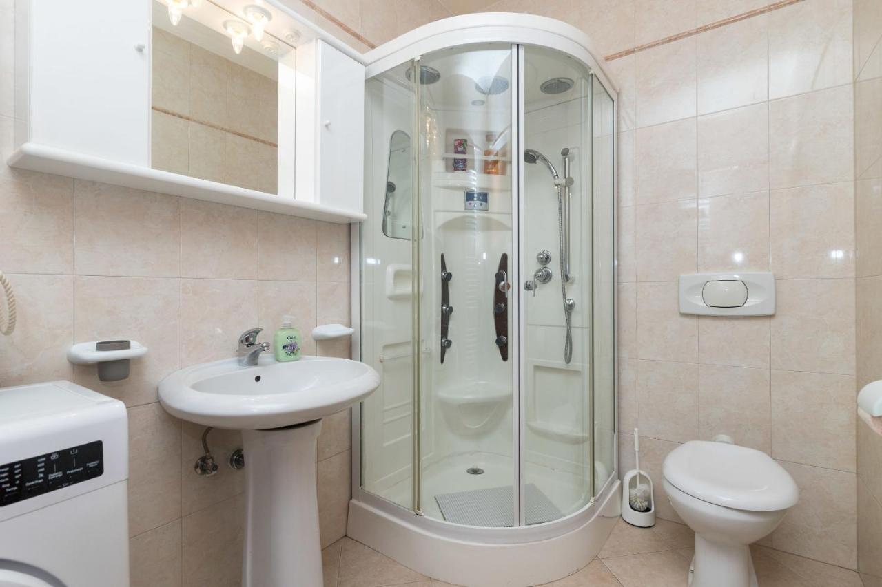 Apartments Villa Adore Ičići 外观 照片