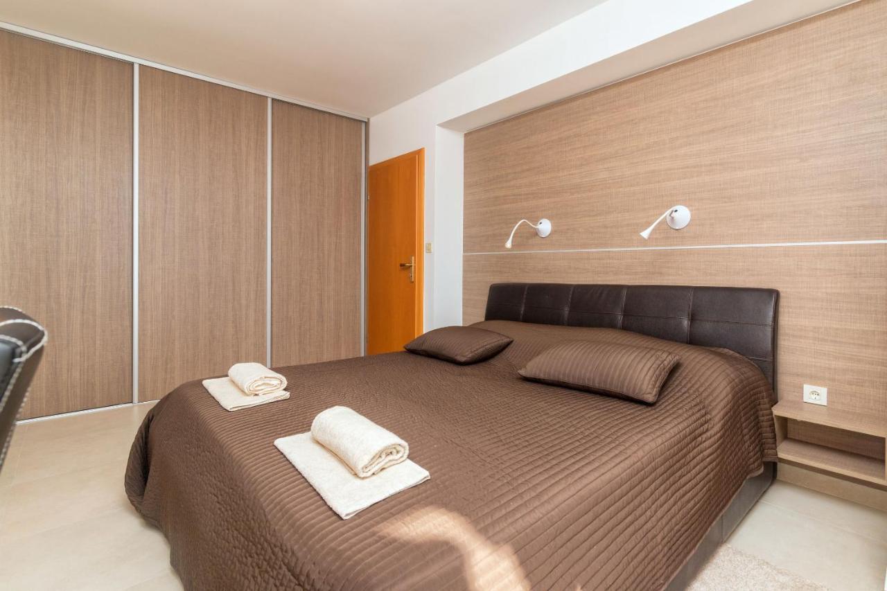 Apartments Villa Adore Ičići 外观 照片
