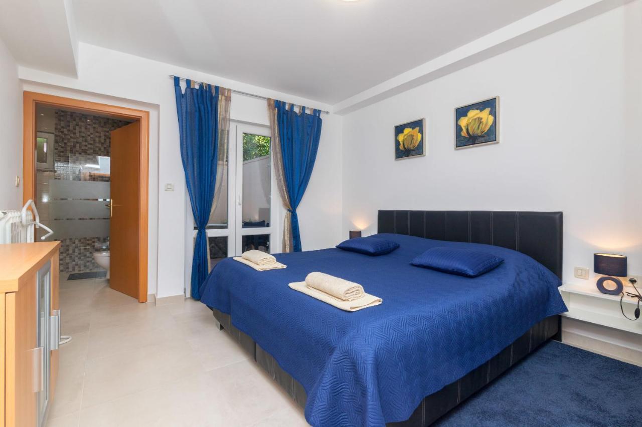 Apartments Villa Adore Ičići 外观 照片